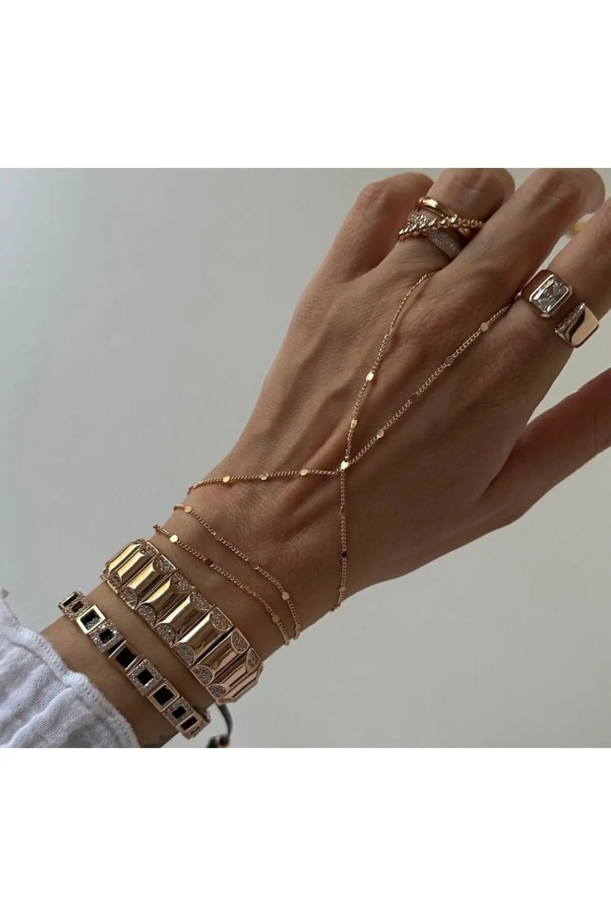 Gold Pullu Zincir Şahmeran