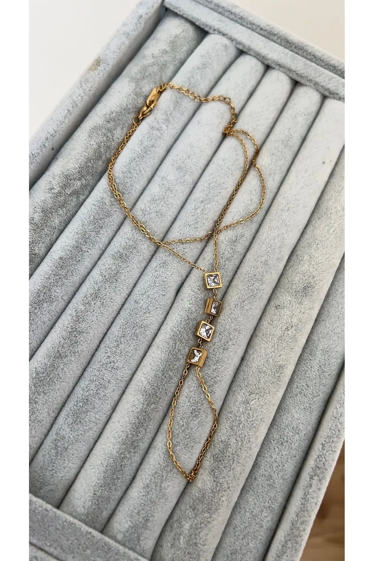 Çelik Gold Kare Zirkon Taşlı Şahmeran