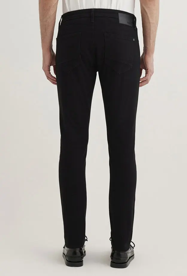 Mavi James Siyah Comfort Jean Pantolon 0042423313