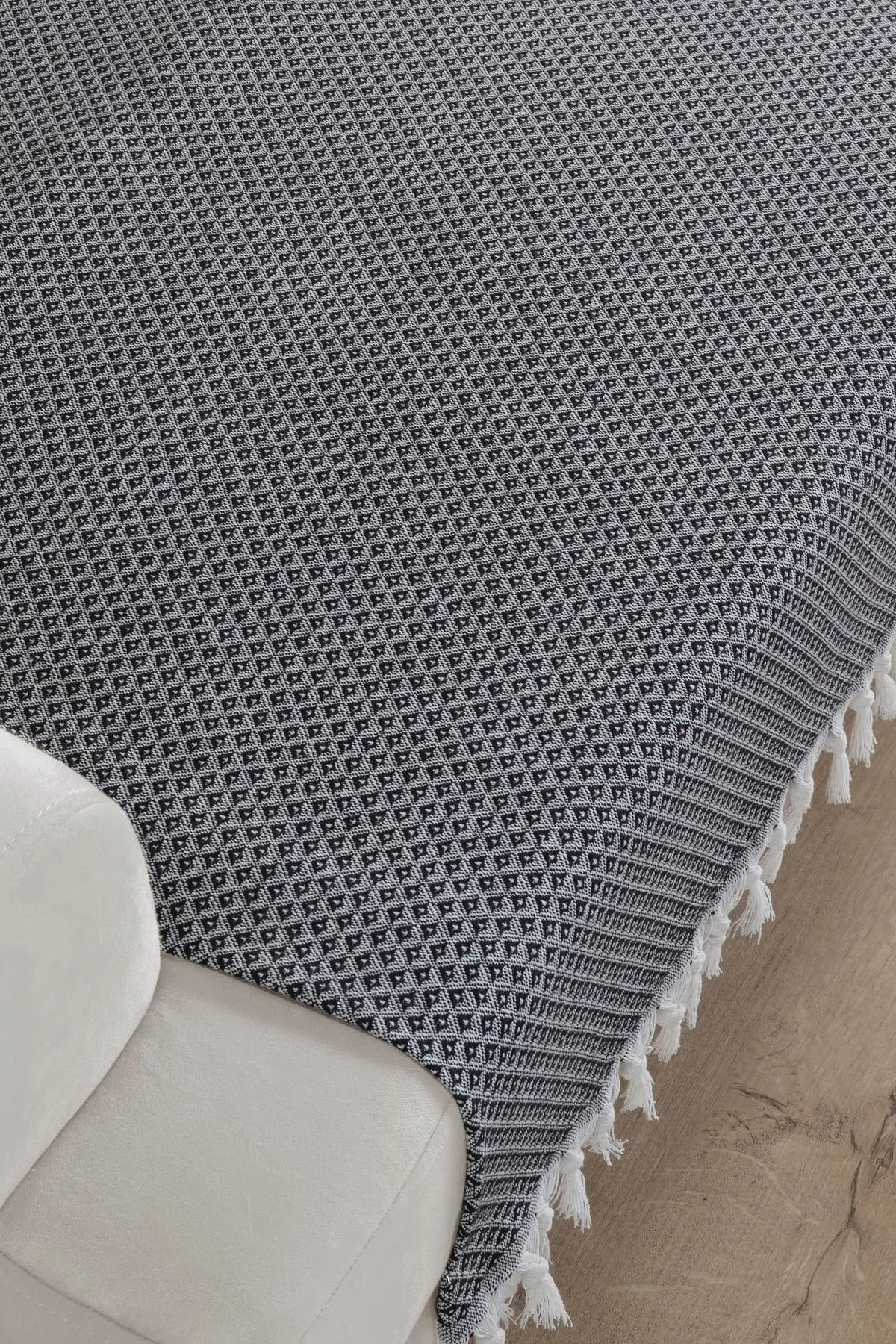 Yıldız Oturma Yerini Kapatan Koltuk Örtüsü Siyah 115x200