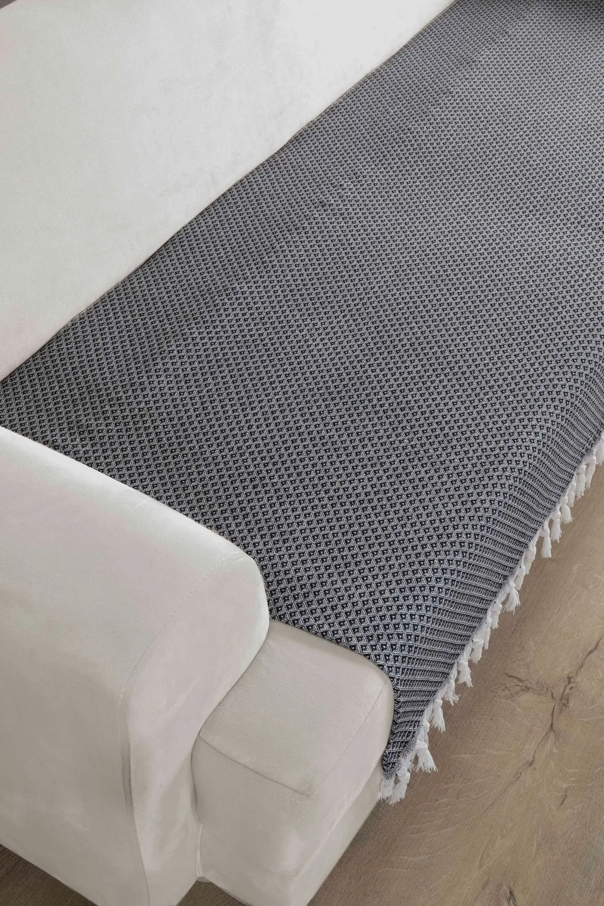 Yıldız Oturma Yerini Kapatan Koltuk Örtüsü Siyah 115x200