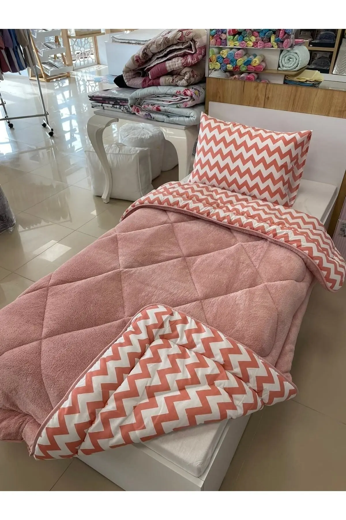 Tek Kişilik Çift Taraflı Welsoft Yorgan Pudra Zigzak