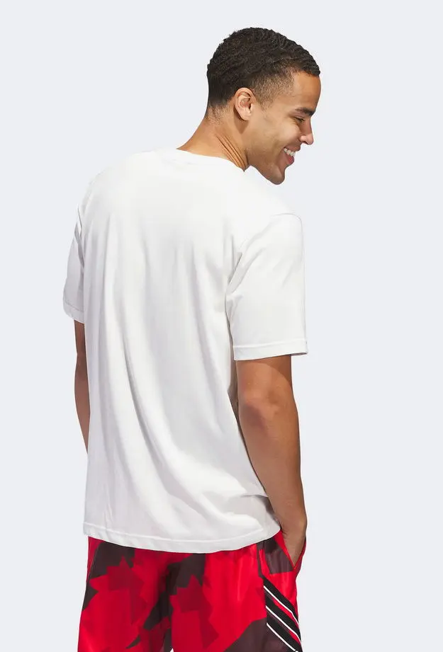adidas Baskeyball Graphic Erkek Beyaz T-Shirt