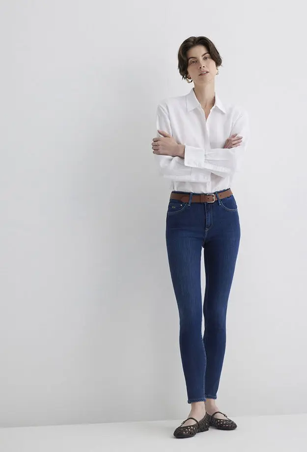 LACİVERT