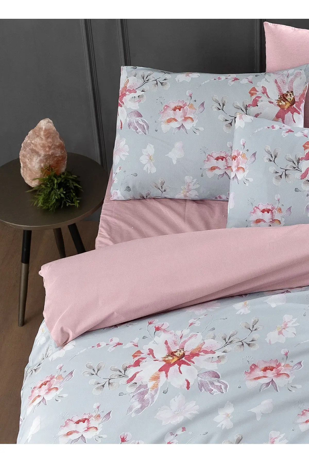 Lastikli Çarşaflı Çift Kişilik Nevresim Takımı Rose