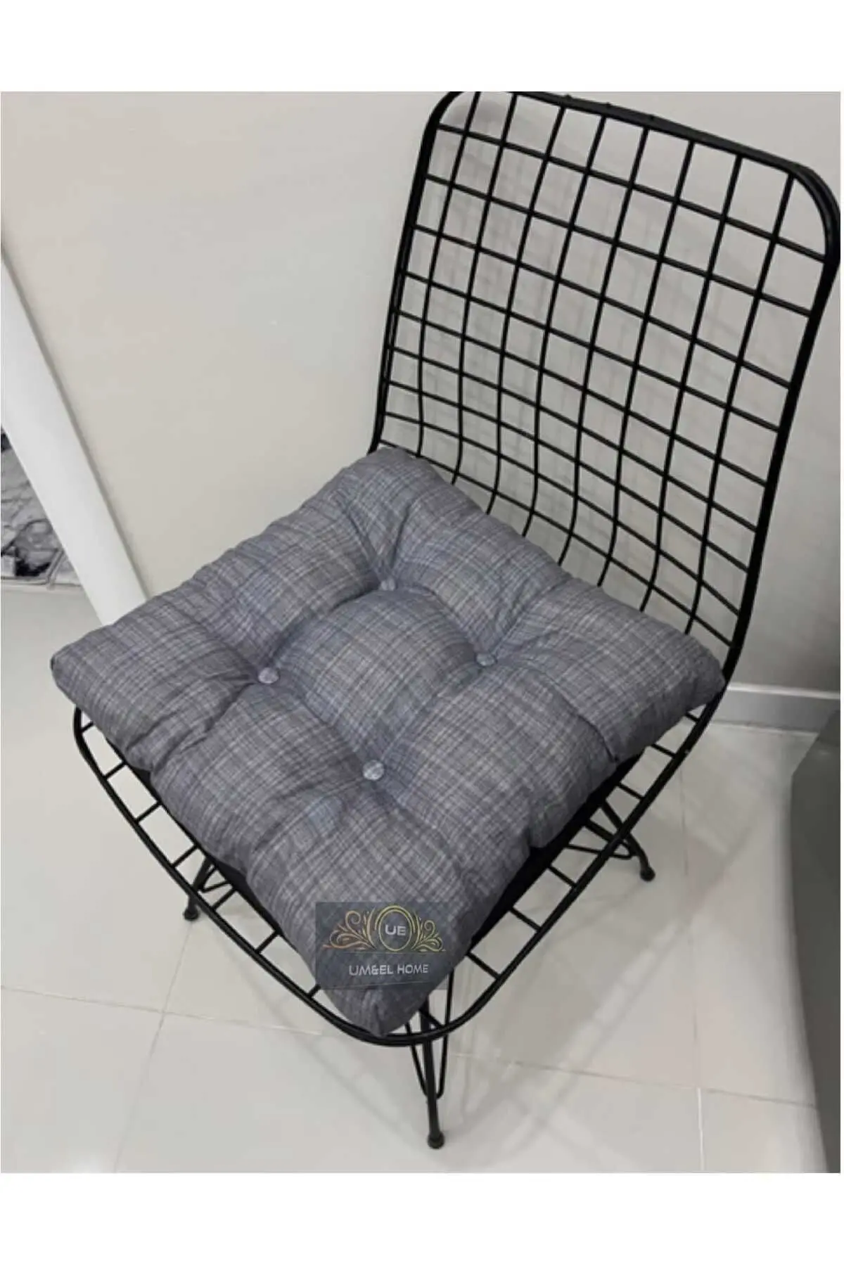Um&el Sandalye Minderi 40x40 Ebatta Düğmeli Kumaş Bagcıklı