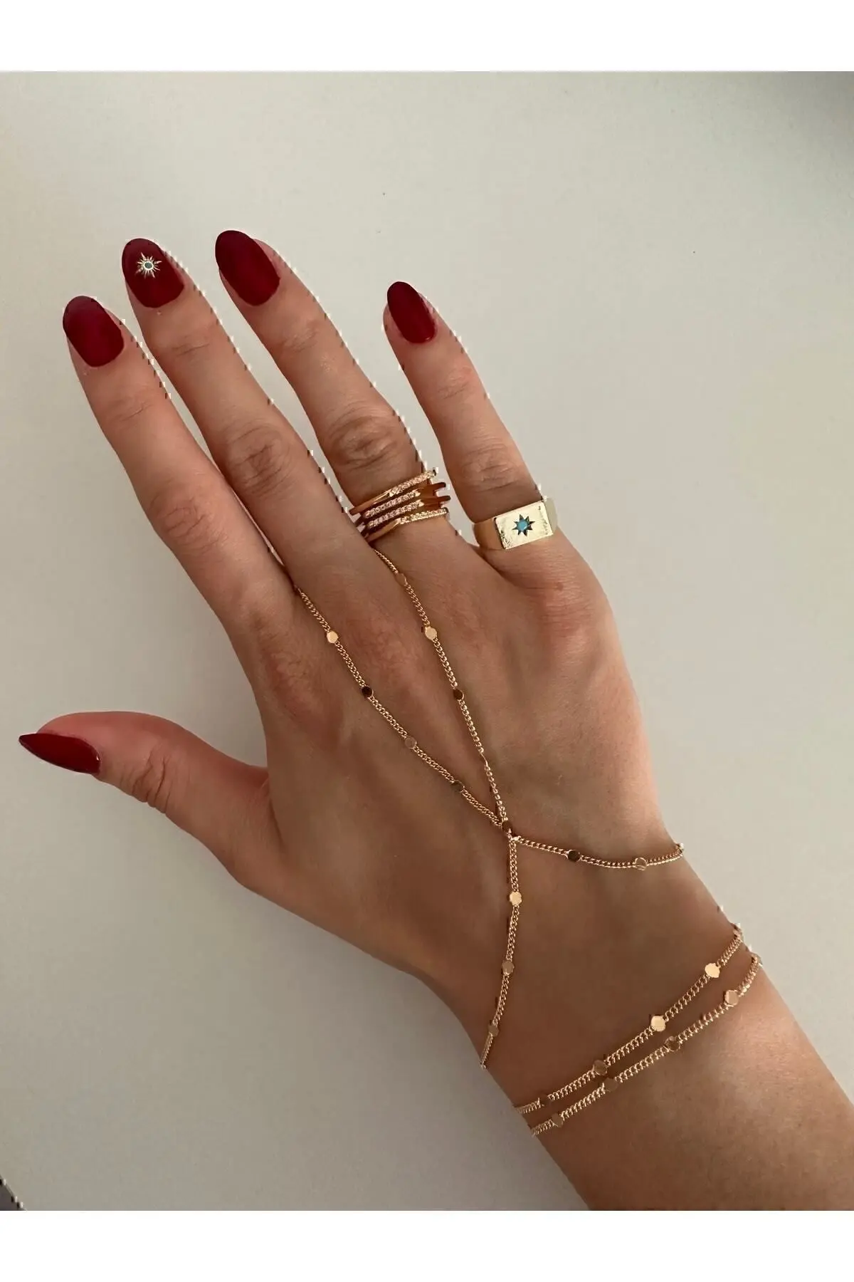 Gold Pullu Ince Zincir Şahmeran