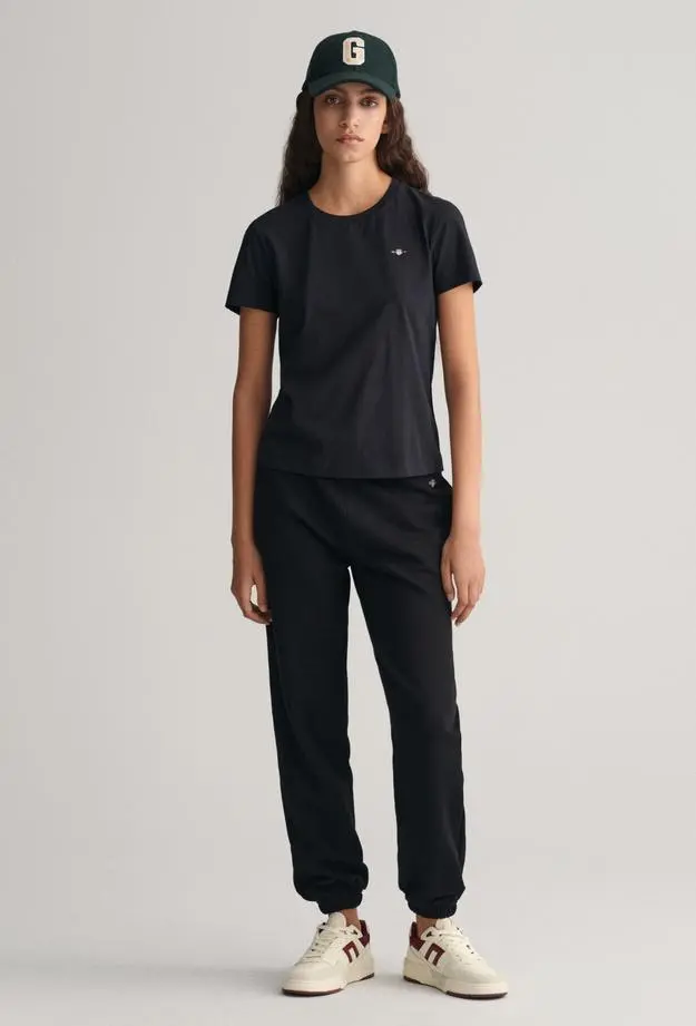 GANT Kadın Siyah Regular Fit Bisiklet Yaka T-Shirt