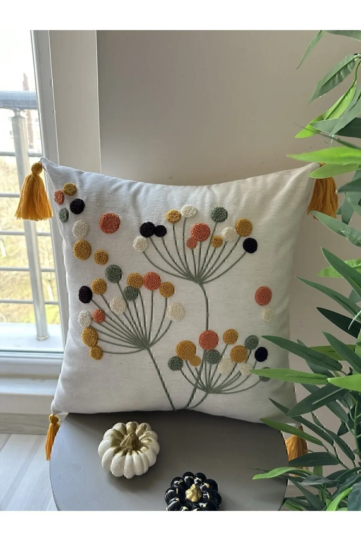 Starstalıa Home Beyaz Kumaş Punch Nakışlı 2 Adet Kırlent Kılıfı
