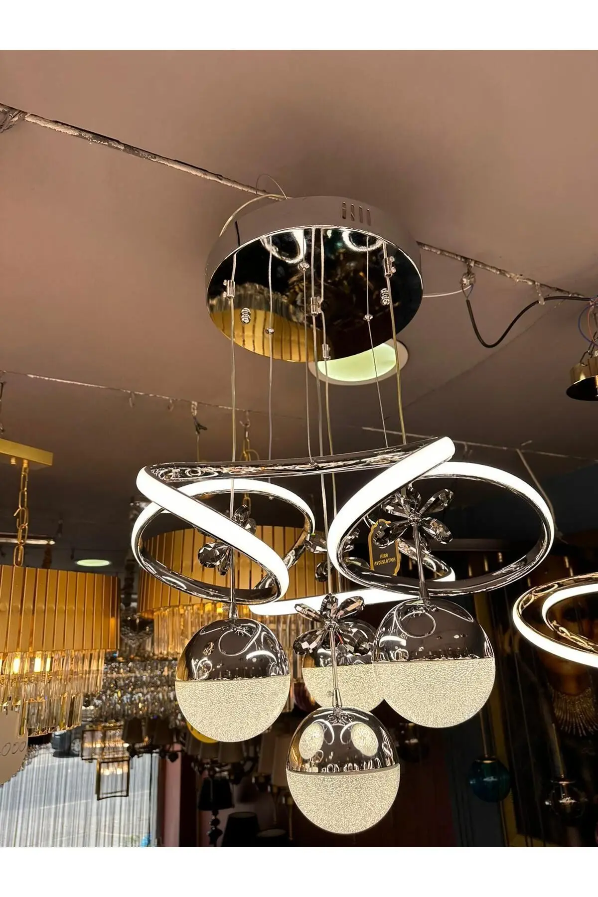 Papatya 3 Renk ( Sarı Beyaz Ve Gün Işığı ) Krom Luxury Kristal Taşlı Led Avize Concept