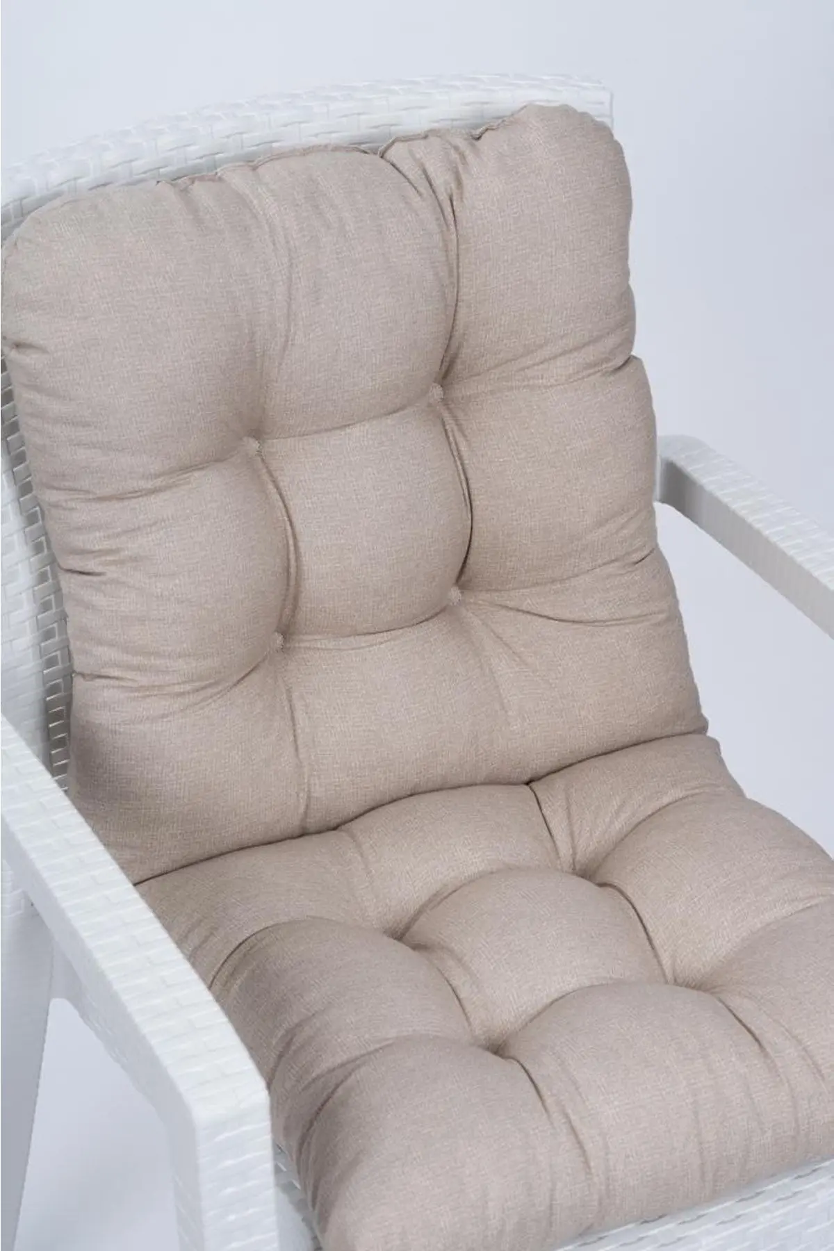 Candy Pofidik Arkalıklı Bej Sandalye Minderi Özel Dikişli Bağcıklı 43x88 Cm