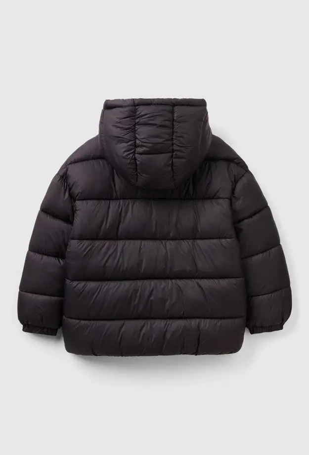 Erkek Çocuk Siyah Benetton Logo İşlemeli Mont