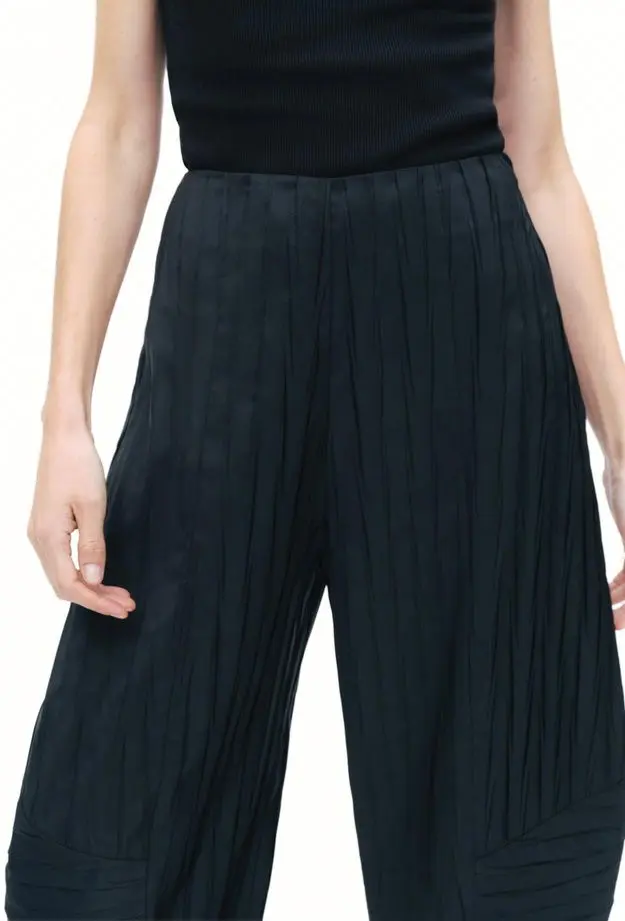 Kırışık Görünümlü Pantolon