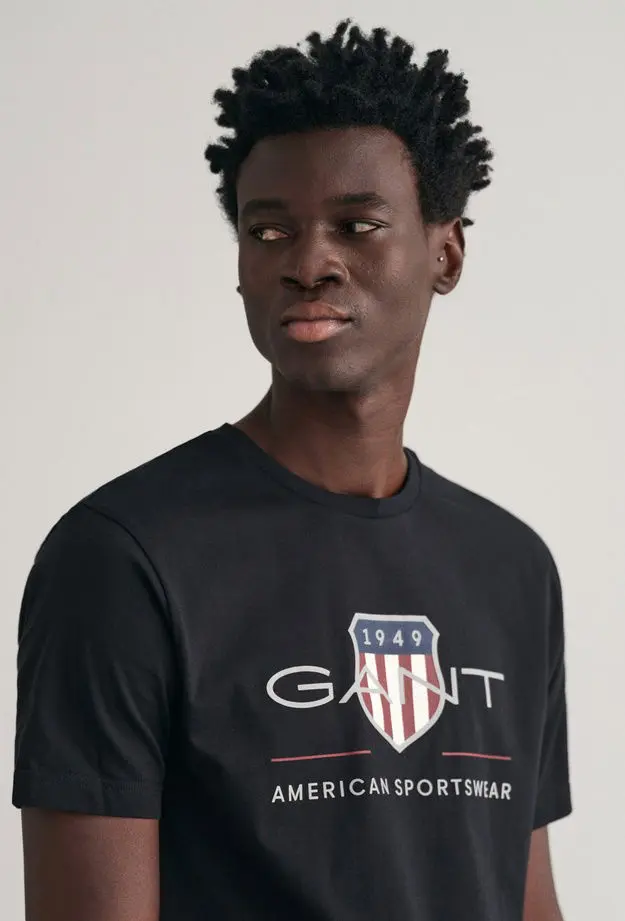 GANT Erkek Siyah Regular Fit Bisiklet Yaka Logolu T-Shirt