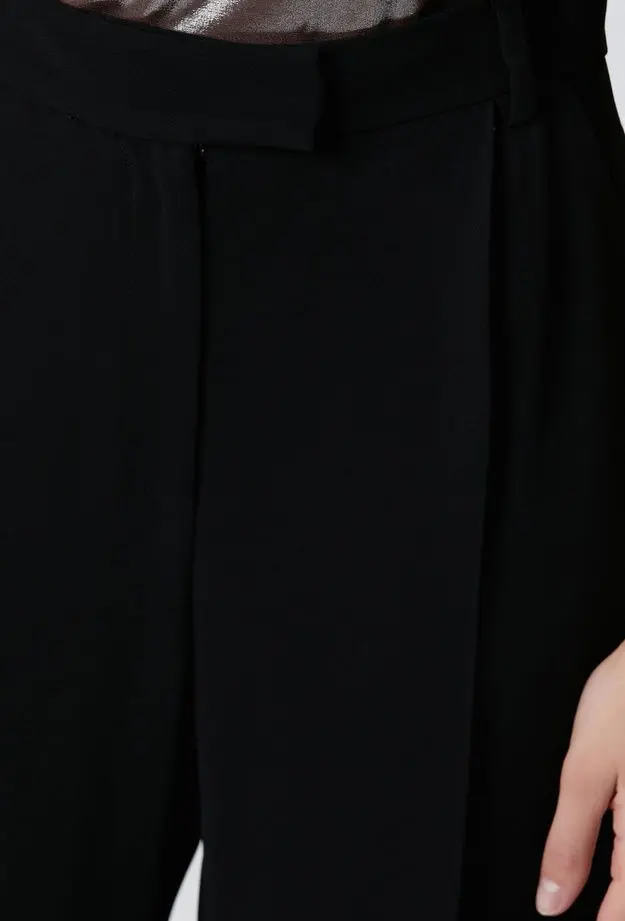 Network Kadın Siyah Pileli Pantolon