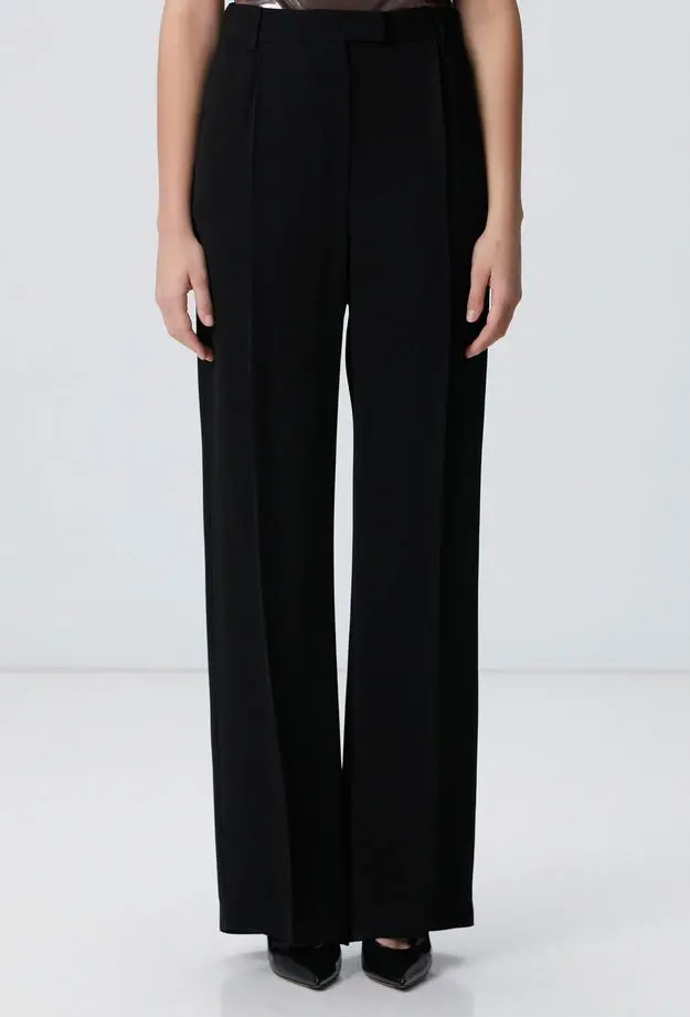 Network Kadın Siyah Pileli Pantolon