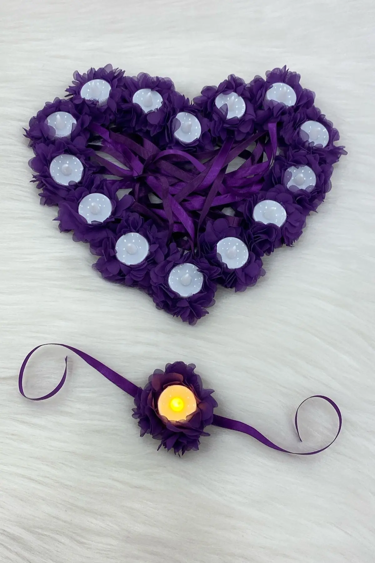 Mor Ledli Kına El Mumu, Nedime, Bride, Bekarlığa Veda Partisi, Sünnet 12 Adet