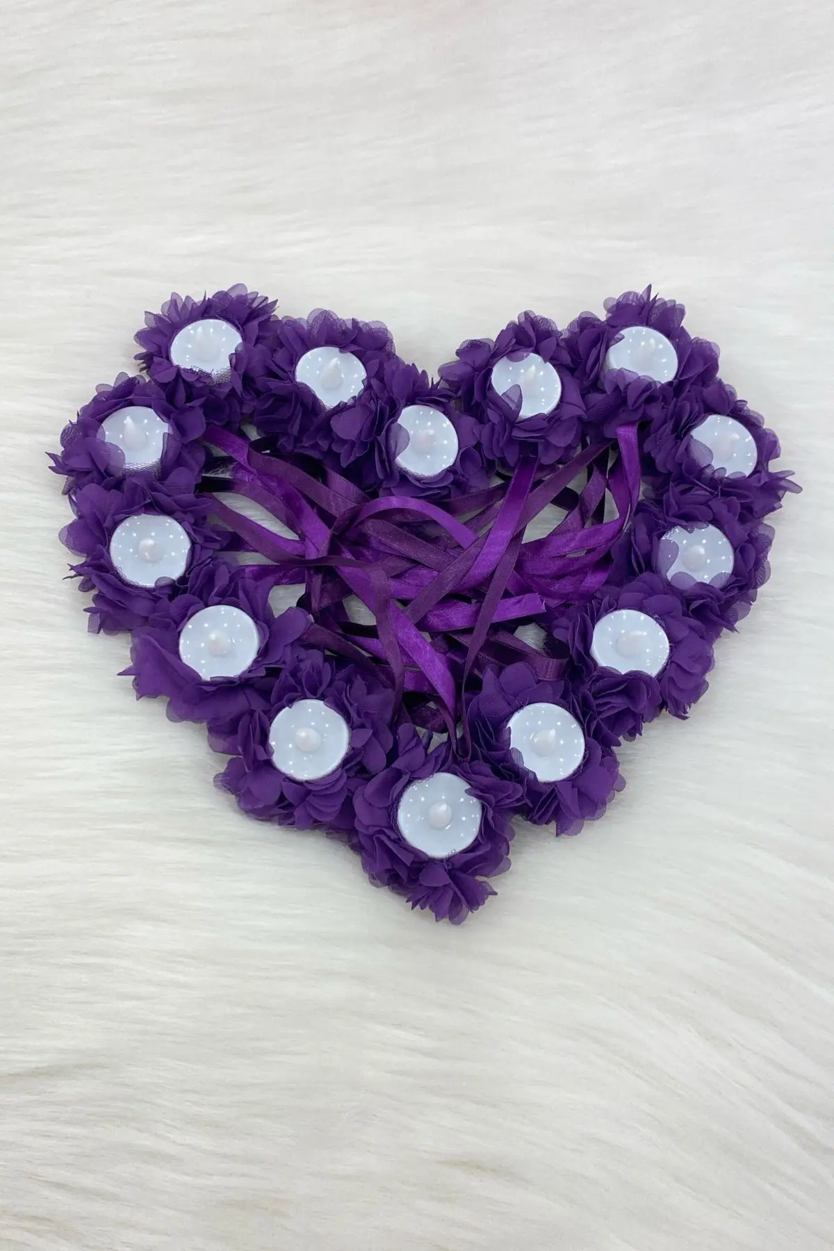 Mor Ledli Kına El Mumu, Nedime, Bride, Bekarlığa Veda Partisi, Sünnet 12 Adet