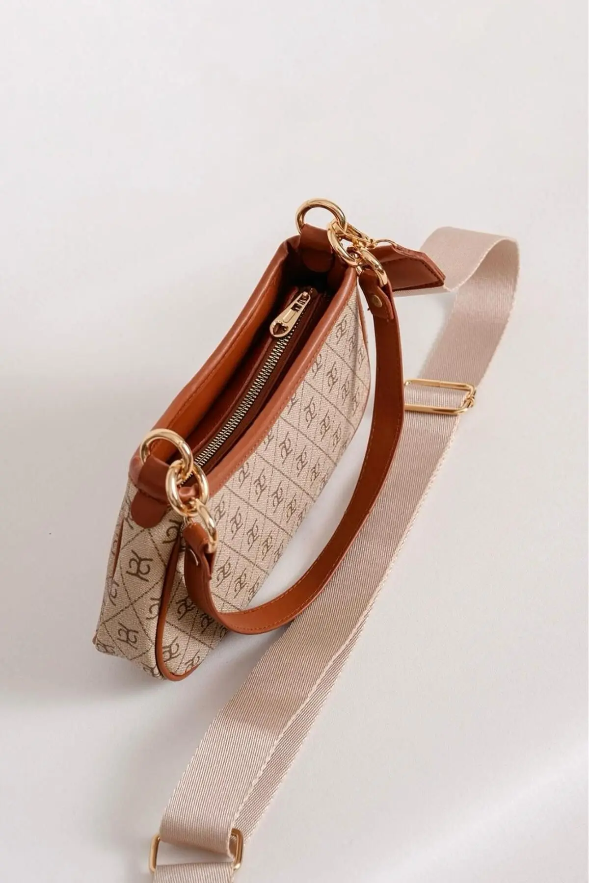 Kadın Desenli Omuz Çantası Vizon