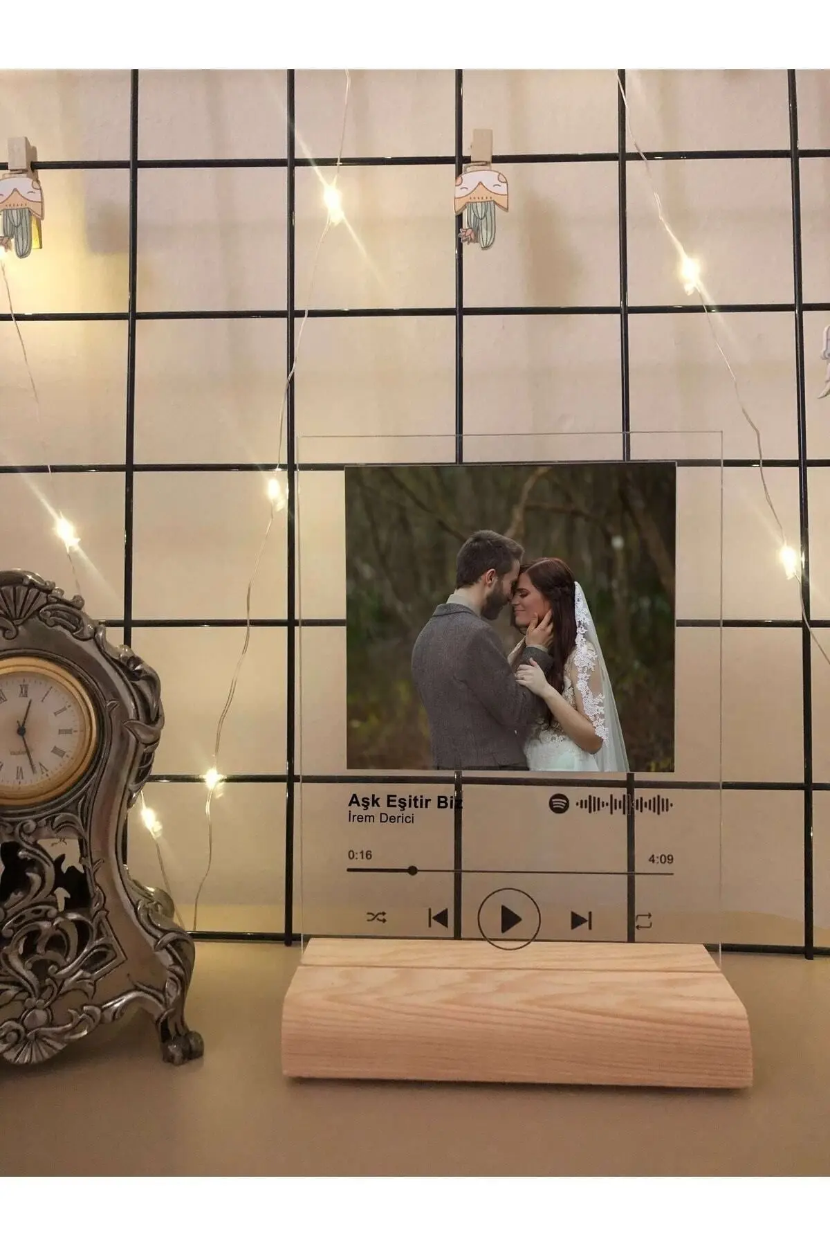 Spotify Pleksi Plak Barkodlu Kişiye Özel Hediye - Sevgiliye Hediye Arkadaşa Hediye Doğum Günü Hediye