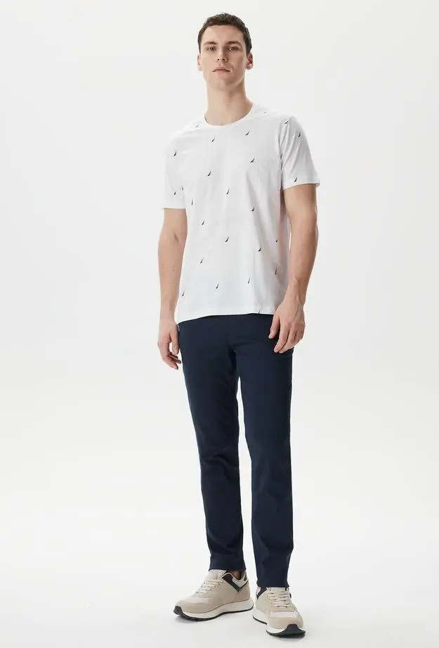Nautica Erkek Beyaz Standart Fit T-Shirt