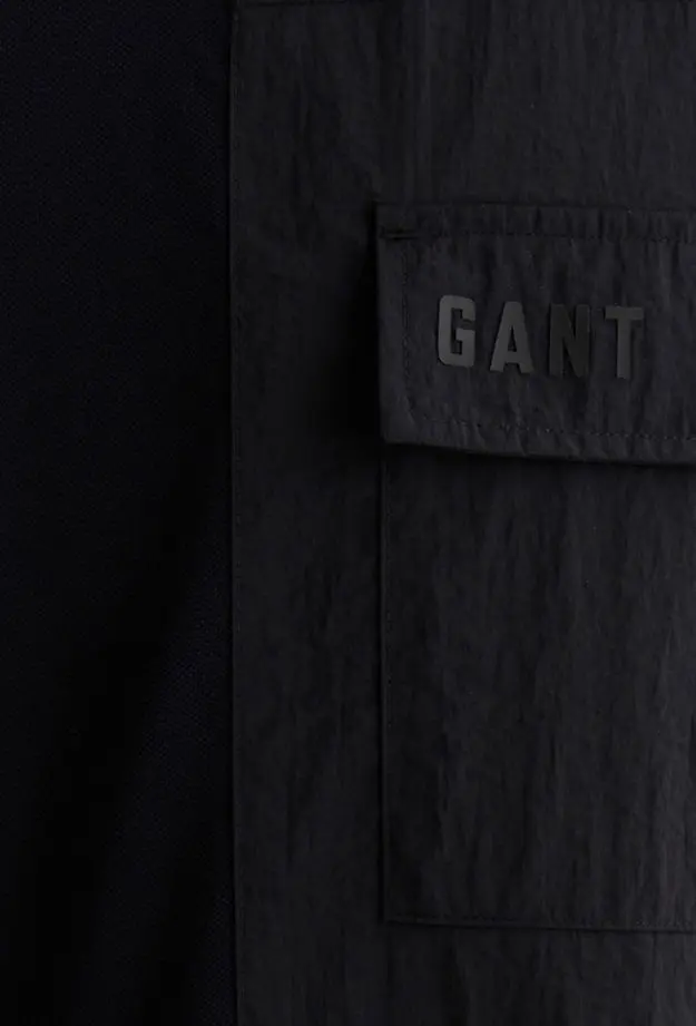 GANT Erkek Siyah Relaxed Fit Bisiklet Yaka Logolu T-Shirt
