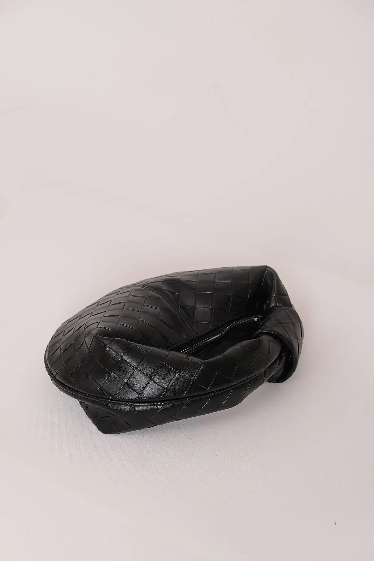 Kadın Mini El Çantası Örgülü Siyah-2 Bowl
