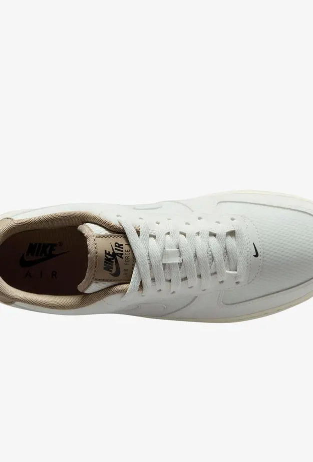 Nike Air Force 1 '07 LV8 Erkek Beyaz Spor Ayakkabı
