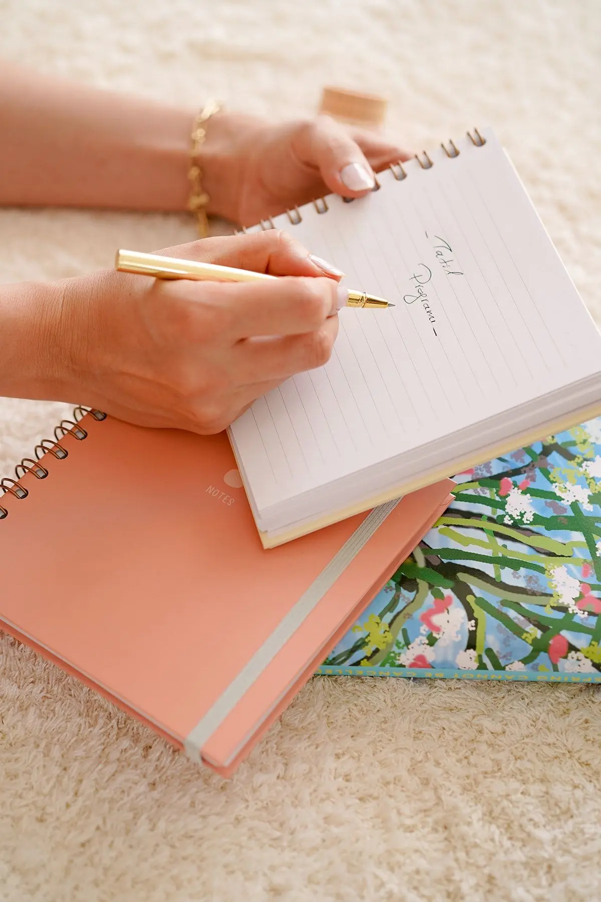 15x15 Cm Kare 2'li Set Spiralli Çizgili Tarihsiz Not Defteri Gökkuşağı