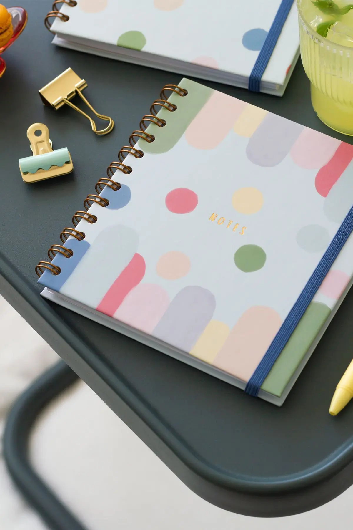 15x15 cm Kare 2'li Set Spiralli Çizgili Tarihsiz Not Defteri Renkli Puantiye