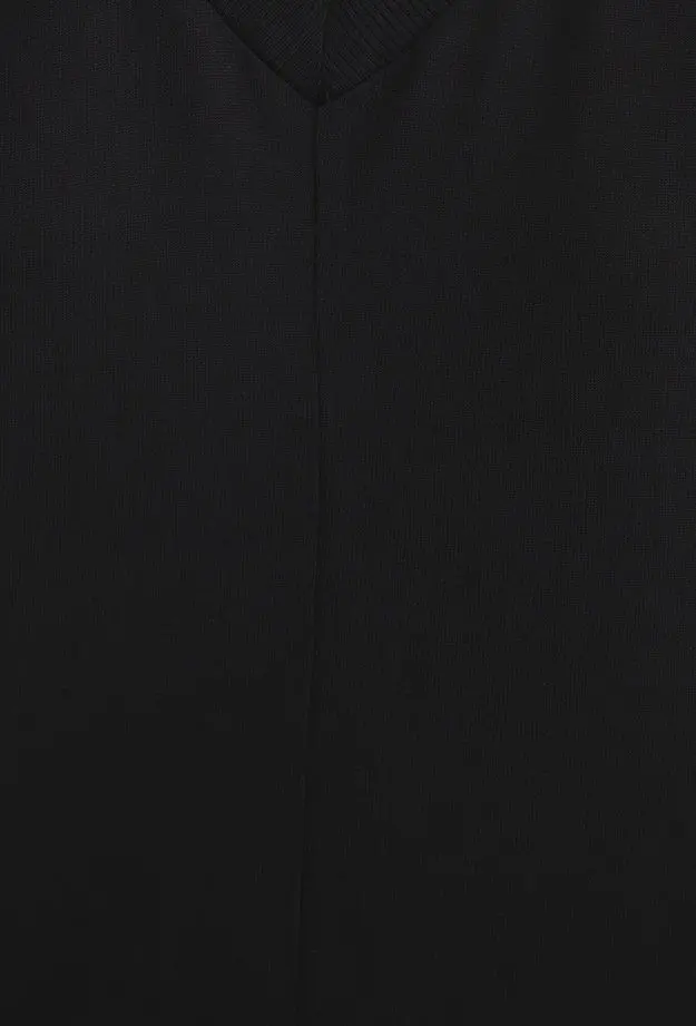 Mavi V Yaka Siyah Basic Viskoz Tişört Loose Fit / Bol Rahat Kesim 166449-900