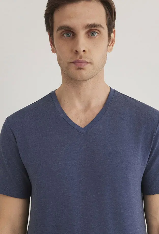 Mavi Stretch V Yaka Mavi Basic Tişört Fitted / Vücuda Oturan Kesim 061748-18790