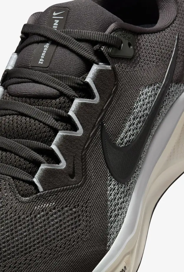 Nike Air Zoom Pegasus 41 Erkek Siyah Koşu Ayakkabısı