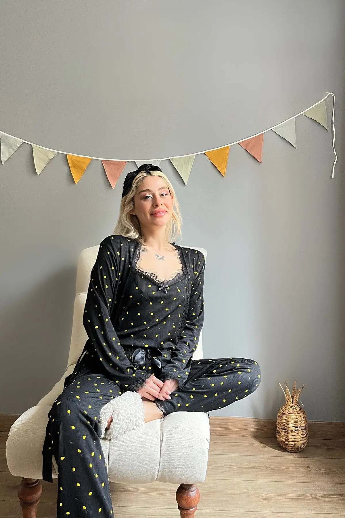 Mini Lemon Desenli Sabahlıklı Pegasus Pijama Takımı
