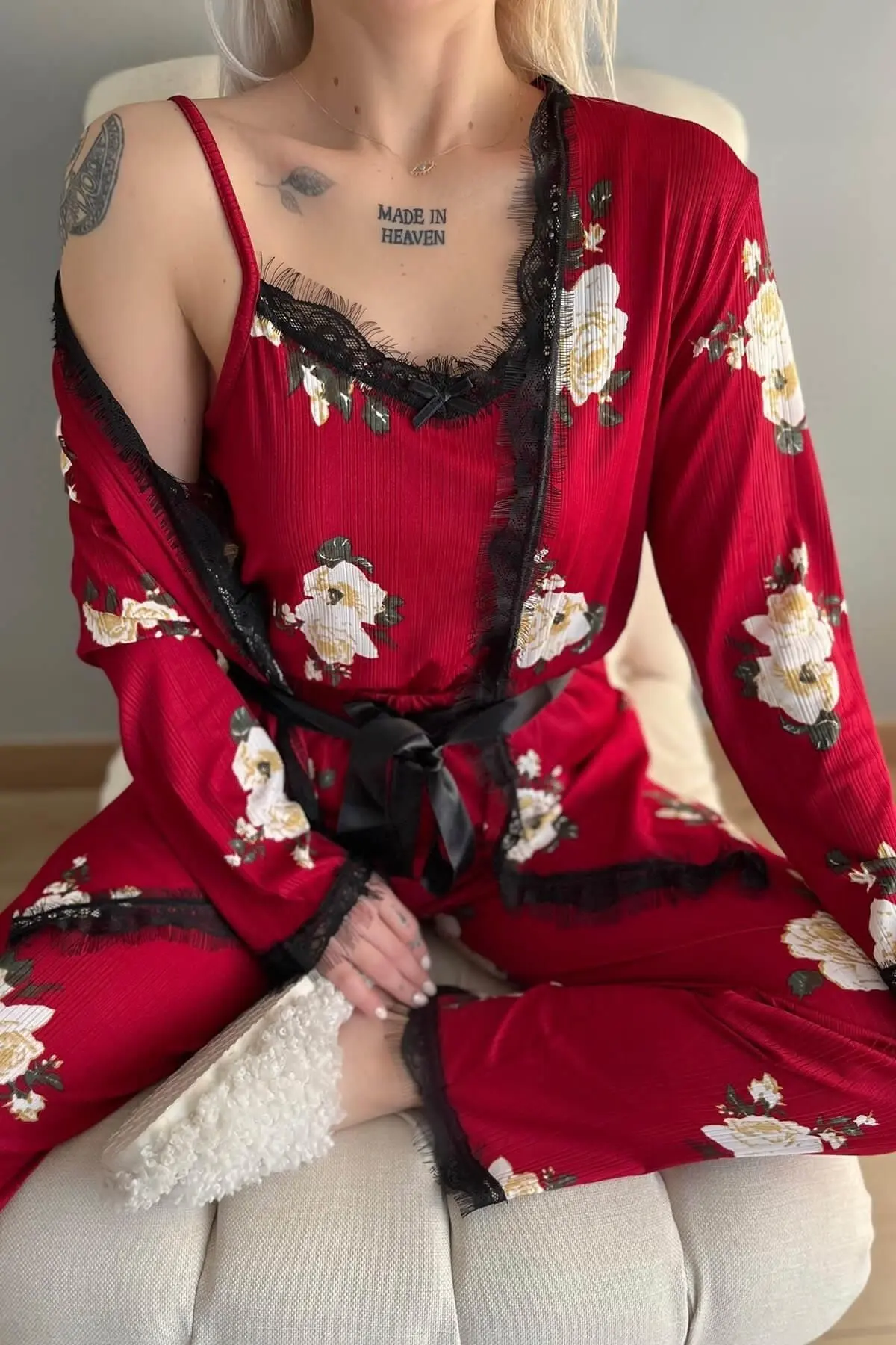 Bordo Çiçek Desenli Sabahlıklı Pegasus Pijama Takımı