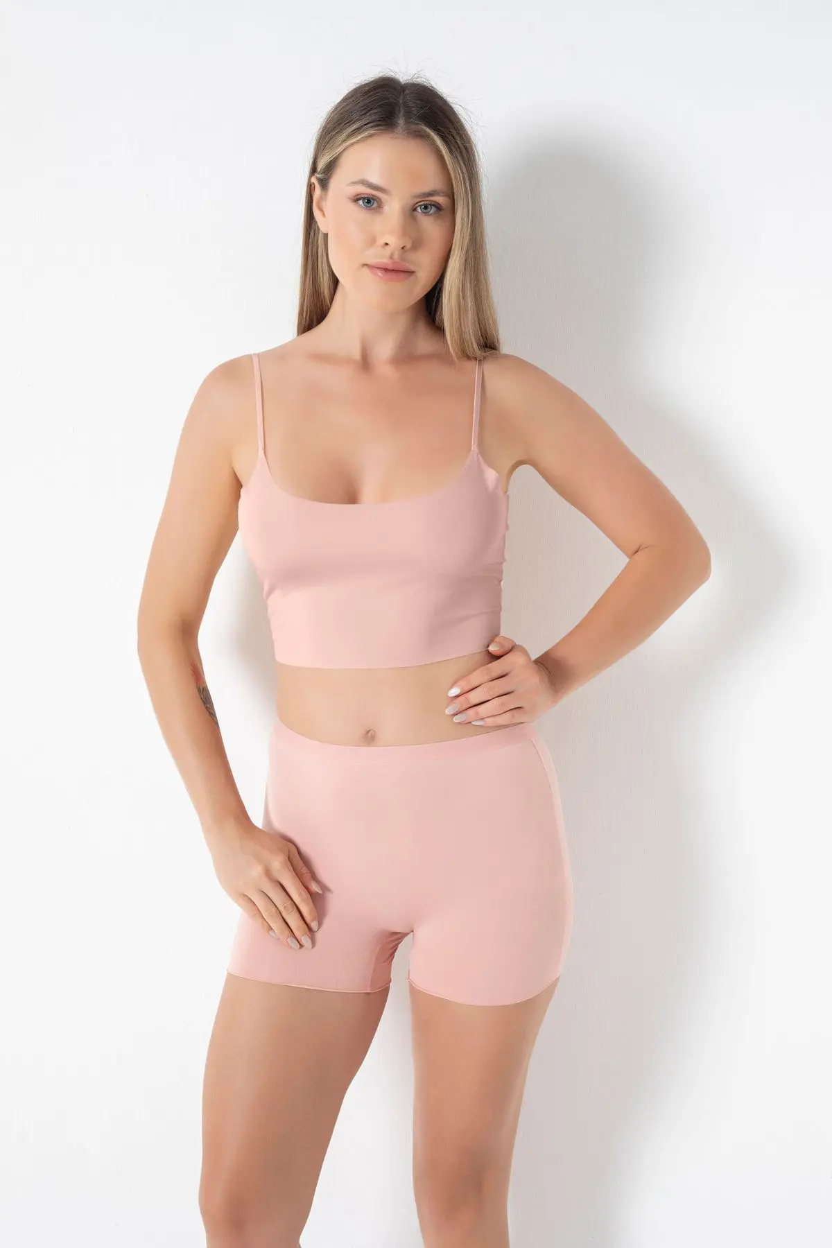 Basic Lazer Kesim Dikişsiz Kadın Boxer/şort 2400