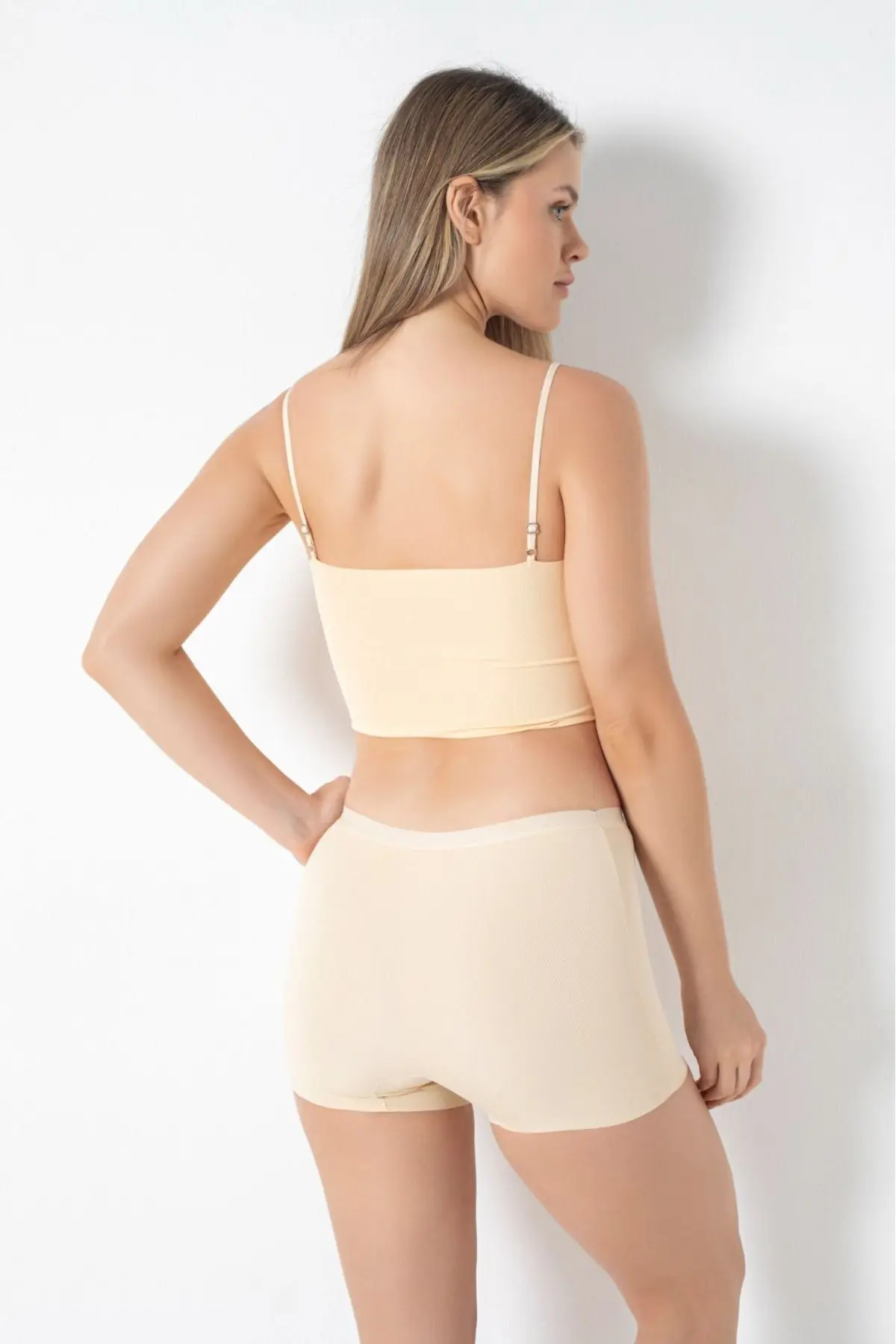 Basic Lazer Kesim Dikişsiz Kadın Boxer/şort 2400