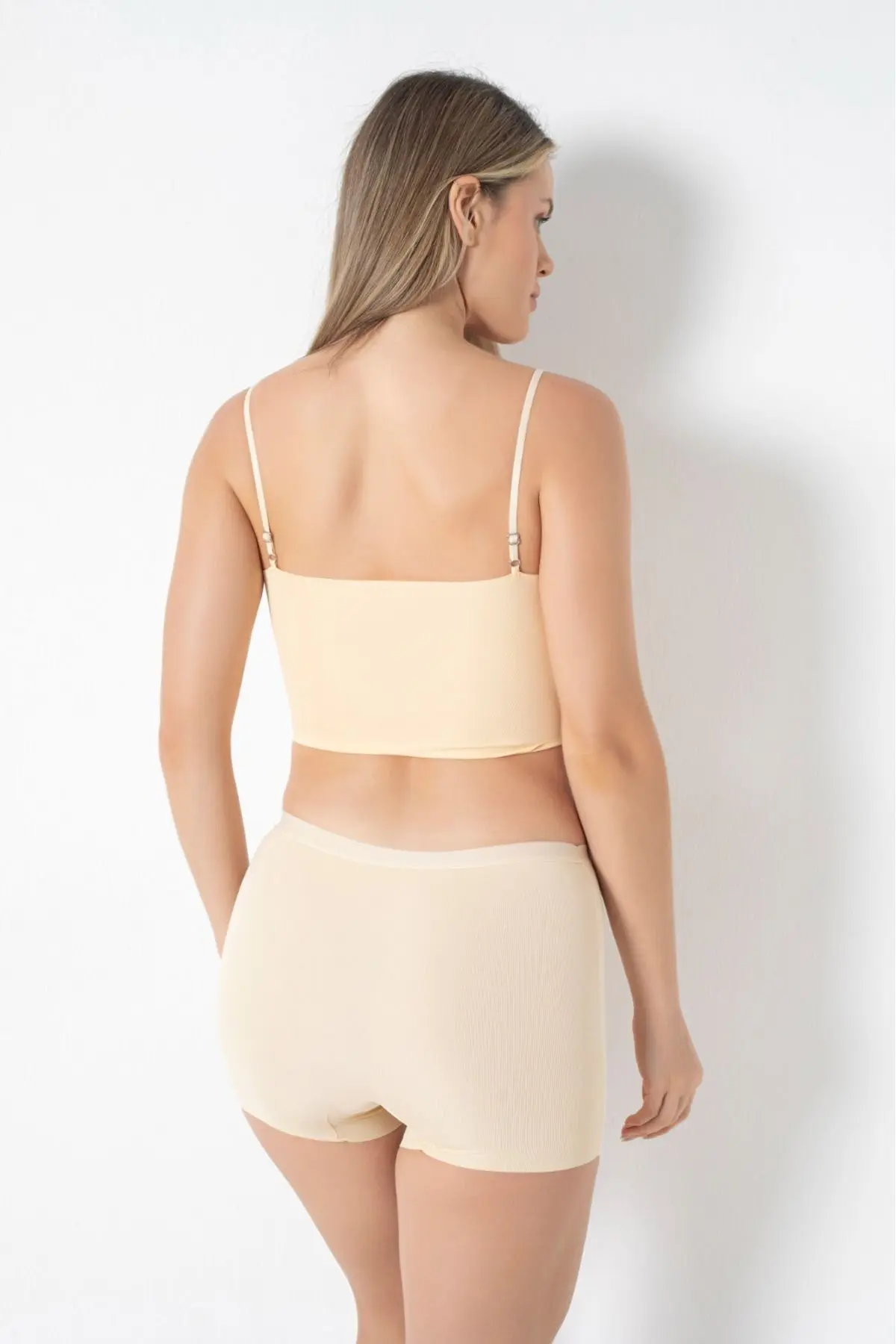 Basic Lazer Kesim Dikişsiz Kadın Boxer/şort 2400