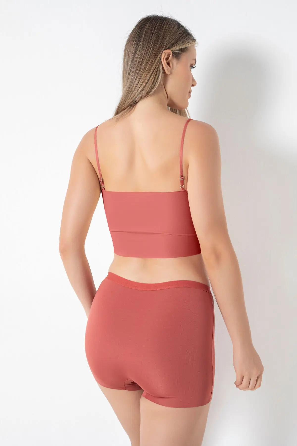 Basic Lazer Kesim Dikişsiz Kadın Boxer/şort 2400