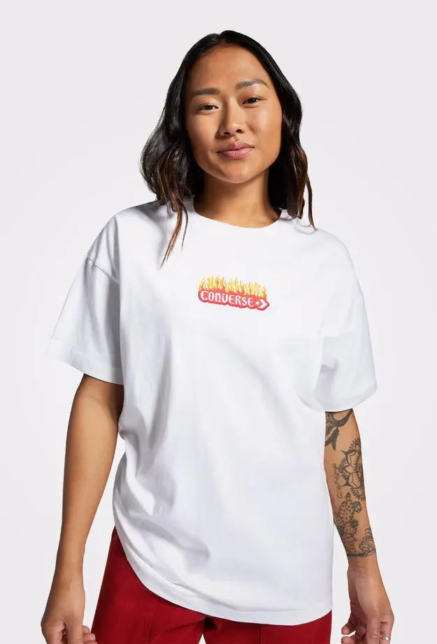 Converse Converse Flaming Oversized Fit Kadın Beyaz T-Shirt