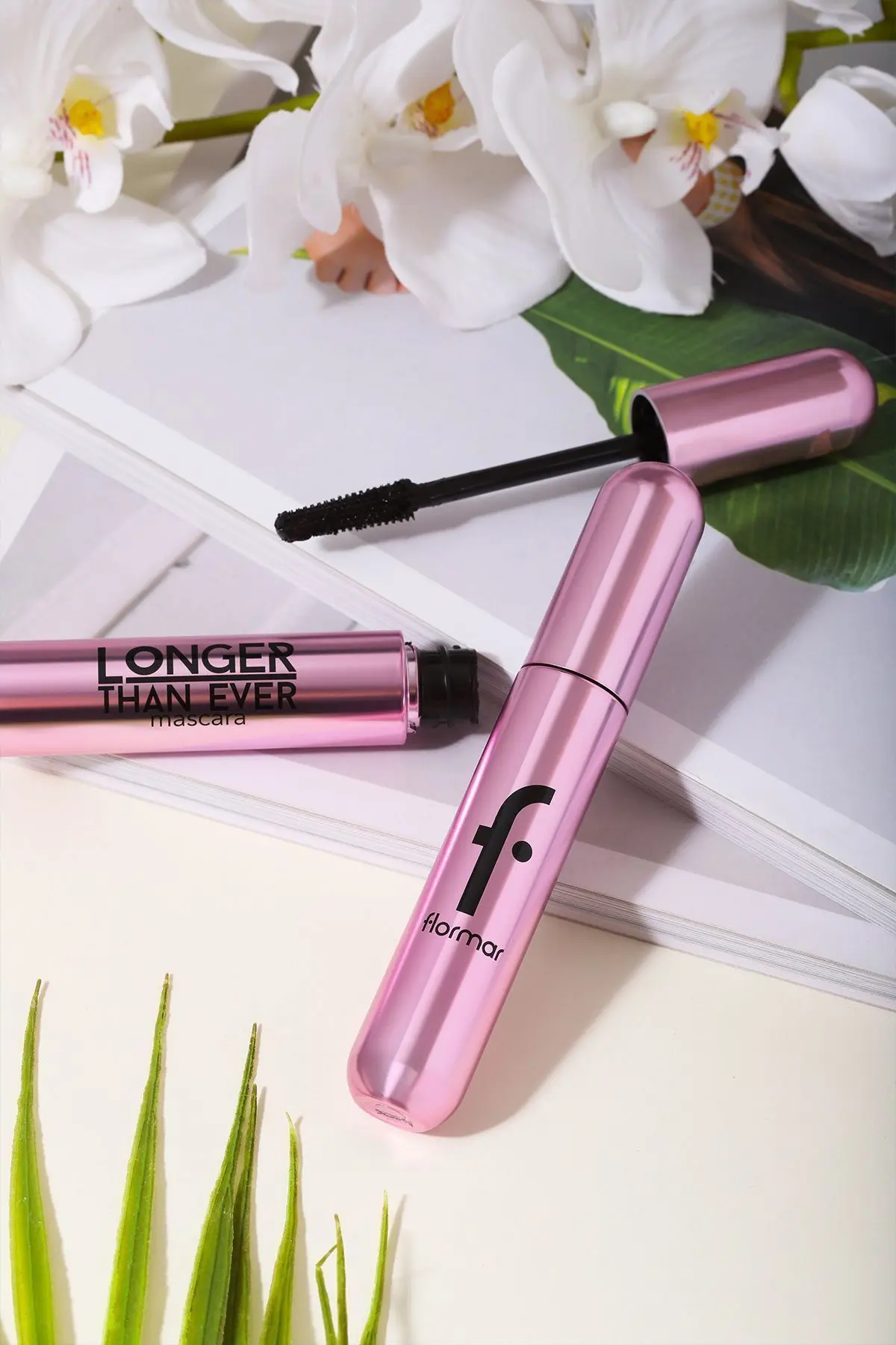 Doğal Formüllü Kirpik Uzatıcı Maskara (Siyah) - Longer Than Ever Mascara - 001 Black - 8682536067119