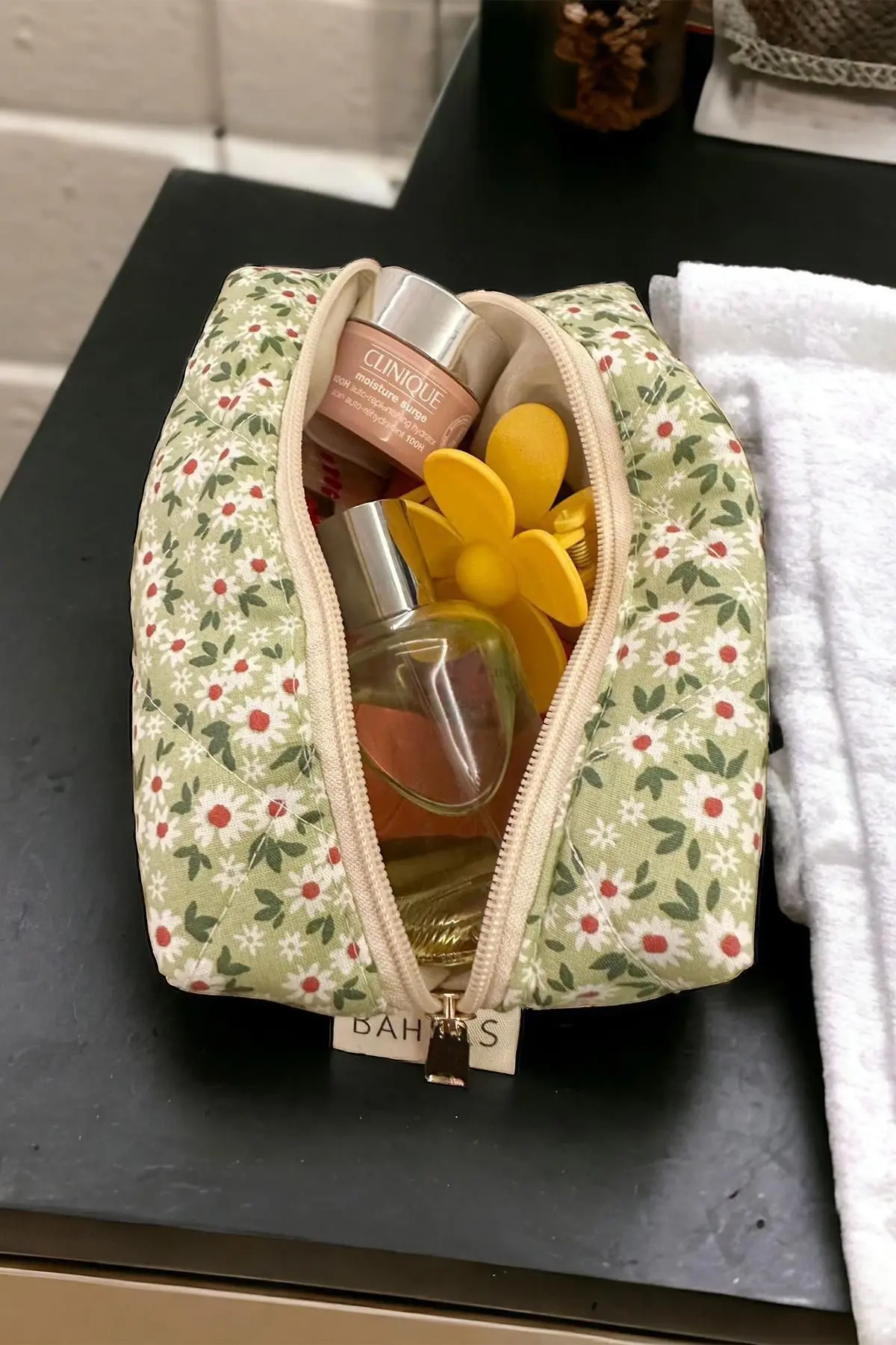 Yeşil Çiçek Desen Makyaj Çantası Modern Tasarım 826334