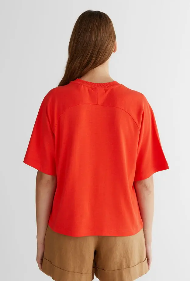 GANT Kadın Kırmızı Bisiklet Yaka Logolu T-Shirt