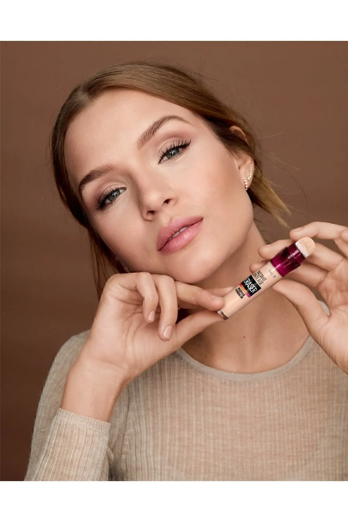 Kapatıcı - Instant Age Eraser Concealer 121 Light Honey 3600531561291