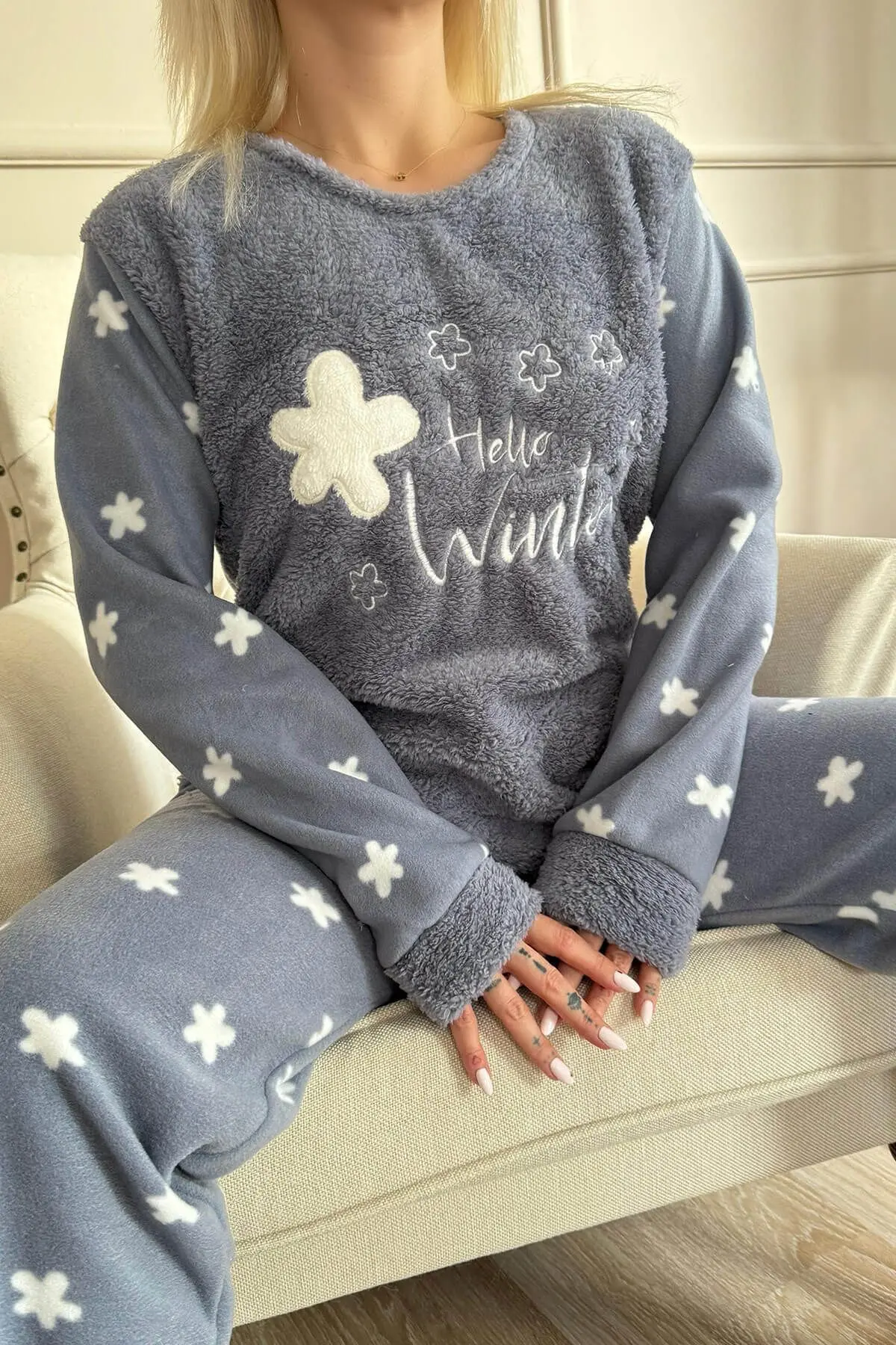 Indigo Hello Winter Desenli Kadın Peluş Pijama Takımı