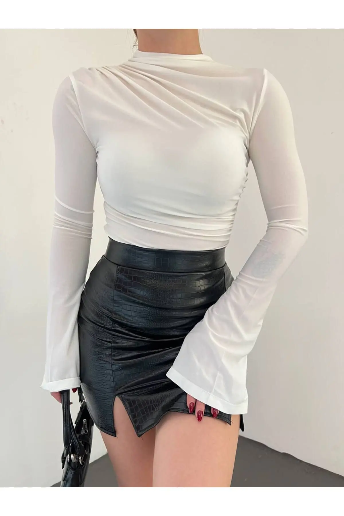 Butik Beyza Büzgülü İspanyol kol Bluz