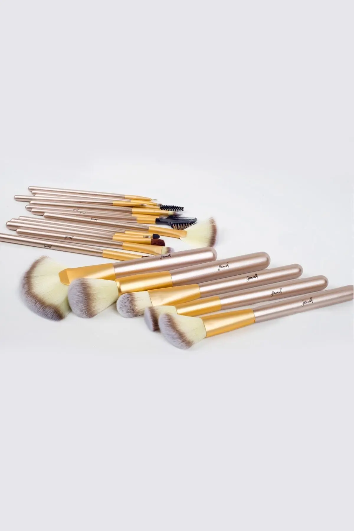 18 Parça Makyaj Fırça Seti Krem