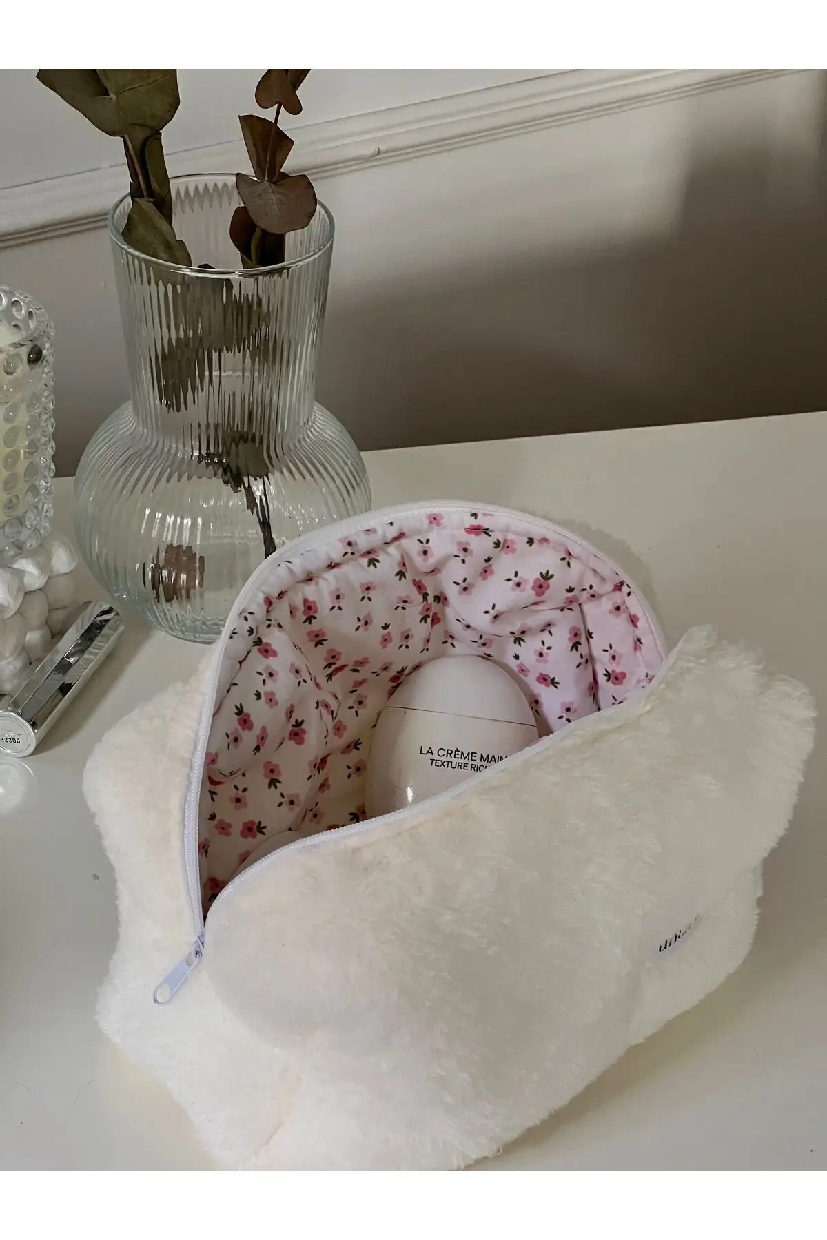 Beyaz Kürklü Peluş Makyaj Çantası Büyük Boy