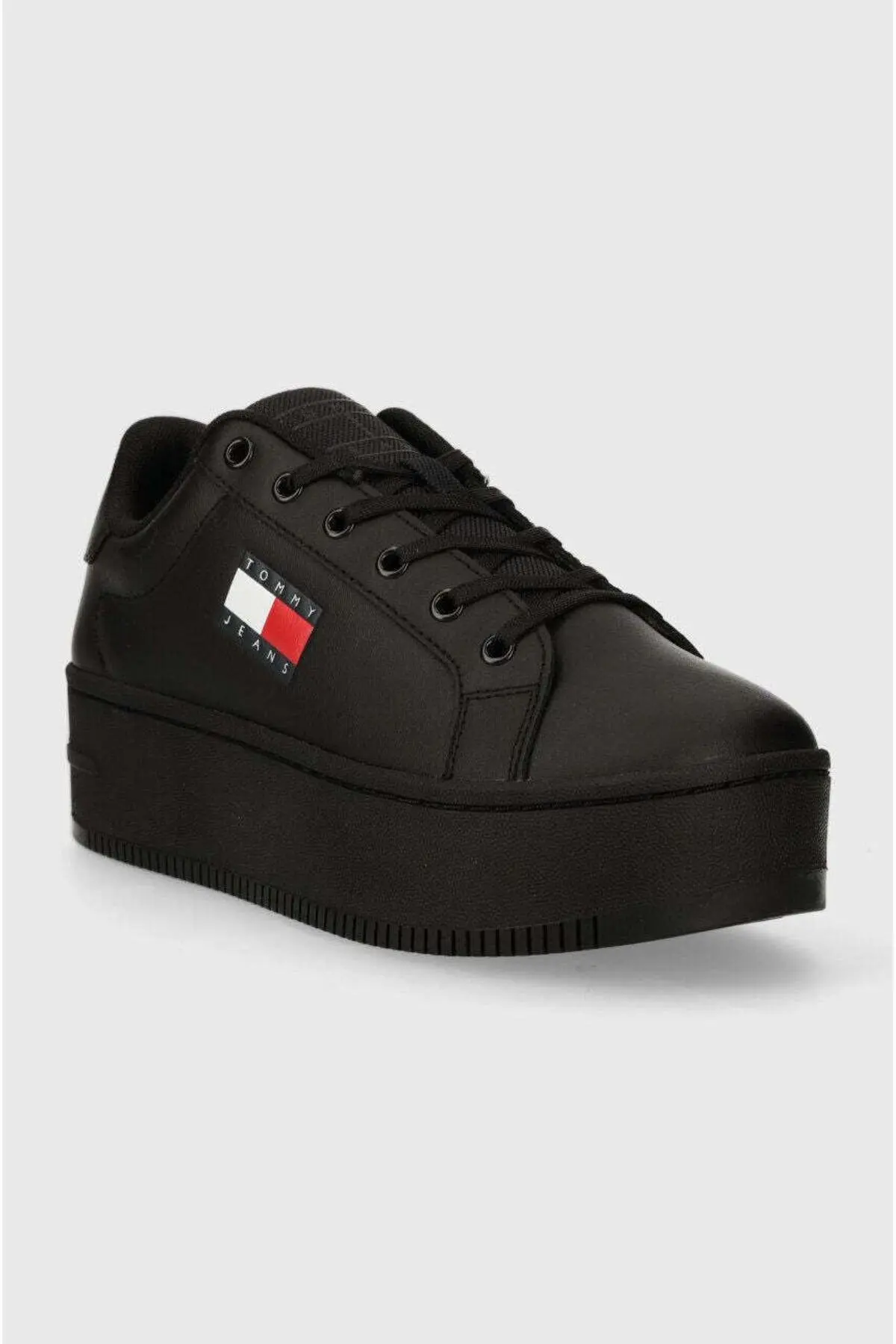 Kadın Marka Logolu Platform Topuklu Şık Görünüşlü Gündelik Kullanıma Uygun Siyah Sneaker En0en02518-