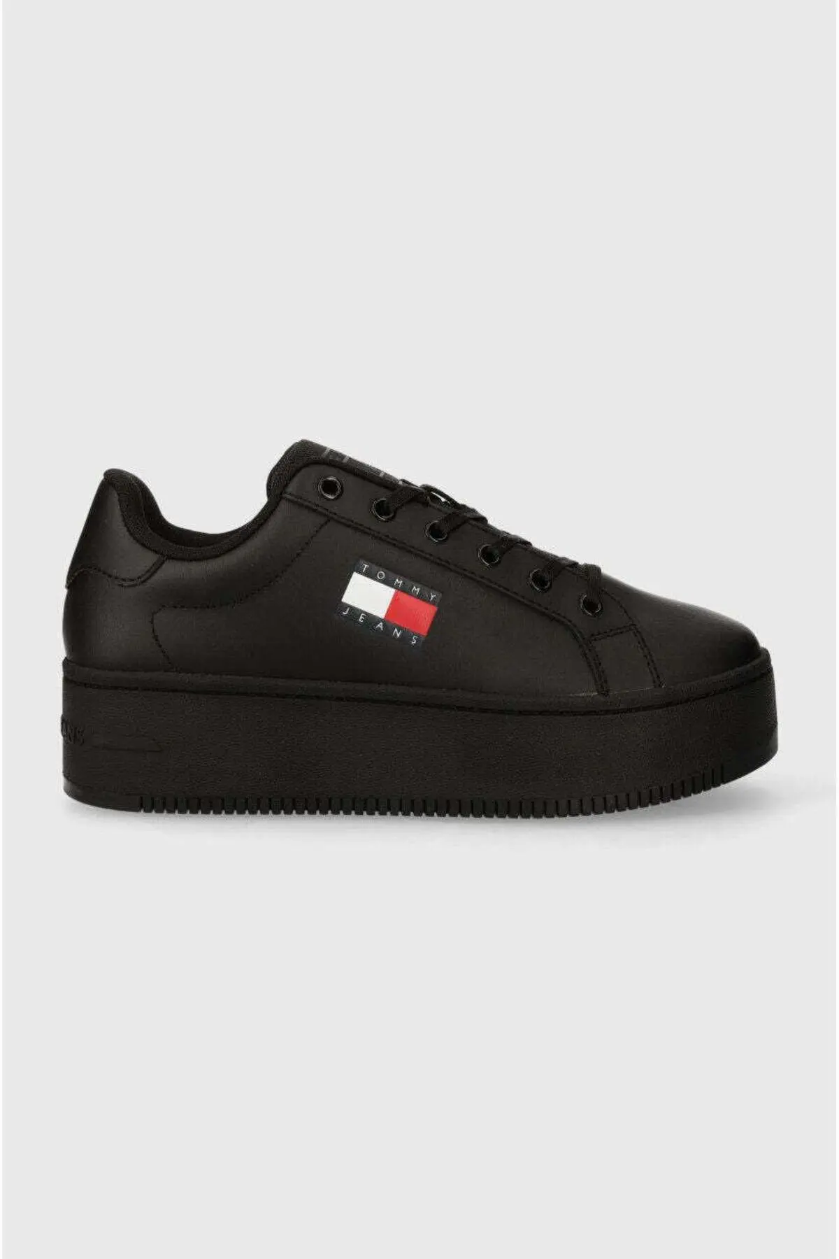 Kadın Marka Logolu Platform Topuklu Şık Görünüşlü Gündelik Kullanıma Uygun Siyah Sneaker En0en02518-